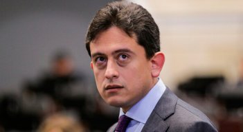  Luis Carlos Reyes