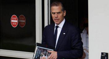 El hijo del presidente Joe Biden logró evitar un juicio que podría haber revelado escandalosos detalles de su vida privada, como su extravagante estilo de vida, el derrumbe de su matrimonio y su gran consumo de crack.