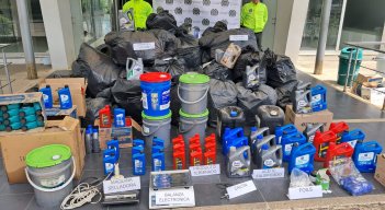 ¡Pilas con el aceite falso! En Cúcuta incautaron material falsificado listo para vender en almacenes de repuestos