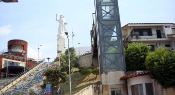 Según la comunidad, el monumento está deteriorado por el abandono que viene desde la administración del exalcalde Jairo Yáñez. / Foto: Carlos Ramírez.