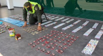 Las multas para quienes sean sorprendidos fabricando, usando o comercializando pólvora van desde $1.000.000 hasta los $300.000.000. / Foto: Archivo / La Opinión