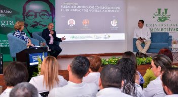 La XII Cátedra América Latina José Consuegra Higgins, en la sede Cúcuta, rindió un especial homenaje al centenario del natalicio del rector fundador de la Unisimón.