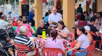 Los adultos mayores de Atalaya recibieron atención especial de la justicia restaurativa/Foto Cortesía/La Opinión