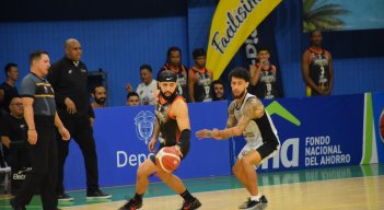 Caribbean Storm Coffee se impuso 98-76. 