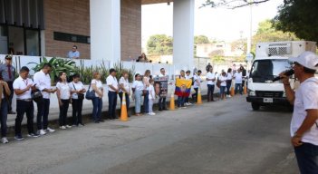 Protesta por rector asesinado hace 9 meses. 
