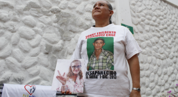 Yadira Rodríguez continua la búsqueda de su hermano, como legado tras la muerte de su madre hace un año.