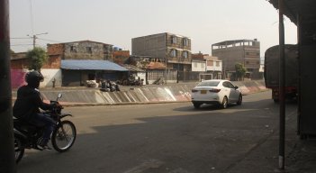 En la calle 5 con avenida 8 del barrio El Callejón sucedió el doble homicidio. 