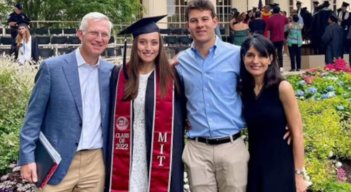 Iban a celebrar un cumpleaños: el último viaje de una familia en Nueva York. 
