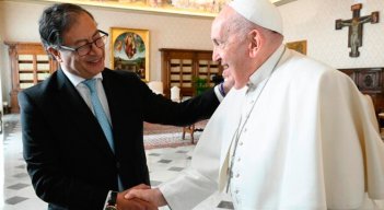 Presidente Petro y el papa Francisco