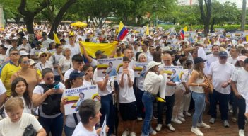 Marcha del silencio. 