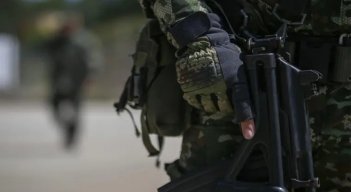 ELN-Y-frente-33