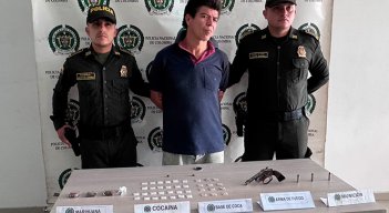 Henry Jiménez Álvarez, conocido con el alias de El Mono, tenía un arma y drogas en su vivienda./ Foto cortesía