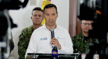 Pedro Sánchez, ministro de Defensa. 