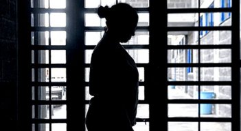 MUJERES PRESAS 