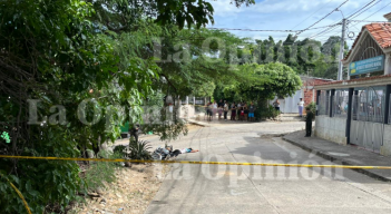 Ataque a bala Villa del Rosario.