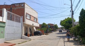 Barrio Panamericano comuna 6.