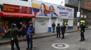 Vandalizan la sede de Paloma Valencia en Bucaramanga durante la marcha del 1 de mayo