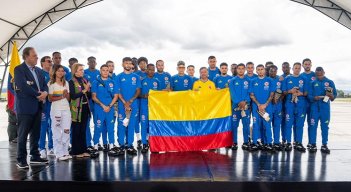 La selección mayor de Colombia fue despedida ayer en Bogotá  por presidente Gustavo Petro.