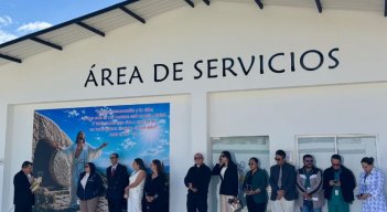 Area de servicios cementerio Pamplona