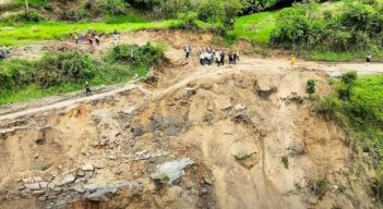 CIERRAN LA VIA 