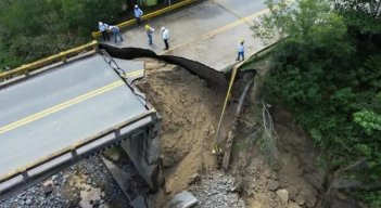 PUENTES CAÍDOS EN COLOMBIA 