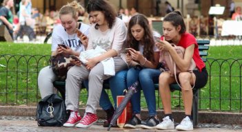 Reino Unido prohibirá las redes sociales a menores de 16 años