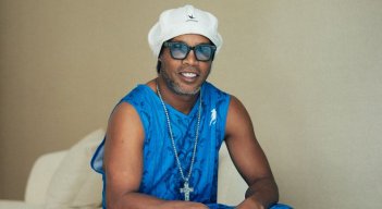 Colombia brilla en 'Camisa 10', el ambicioso proyecto musical de Ronaldinho.