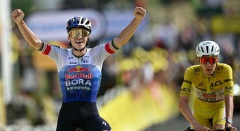 El belga Remco Evenepoel, tras ganar la etapa este domingo, ascendió al segundo lugar de la general de la Grand Boucle.