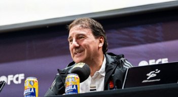 NESTOR LORENZO 
