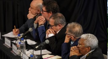 Exjefes de las Farc proponen diálogo a De la Espriella para implementar el acuerdo de paz