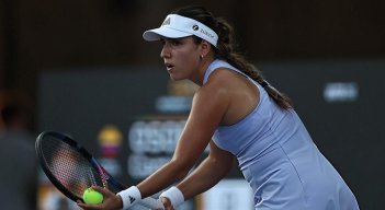 La colombiana cayó por primera vez ante la rusa  Ekaterina Aleksandrova (19 WTA), a quien anteriormente había derrotado tres veces.