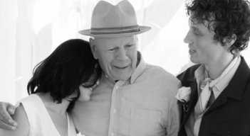 Bruce-Willis. Foto: @scoutlaruewillis.