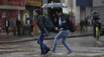 El Niño se intensifica y Colombia vive un contraste climático entre fuertes lluvias y riesgo de sequía