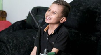 Lucas Francesco tiene 7 años.