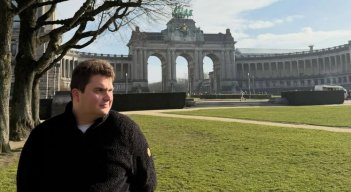 Quién es Clément Vandenkerckhove, el joven que pasó de vender coches a ser príncipe de Bélgica