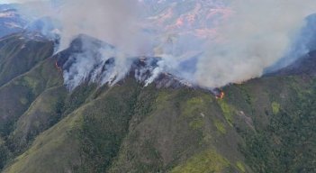 Con el fuego no se juega: Corponor