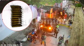 La riña entre vecinos de Punta Brava y los uniformados duró unos 20 minutos. / Foto: cortesía