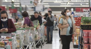 Cuestionan proyecto que busca eliminar impuestos saludables