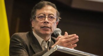GUSTAVO PETRO 
