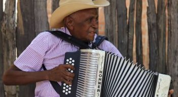 Murió Náfer Durán, juglar vallenato y primer acordeonero de Diomedes Díaz
