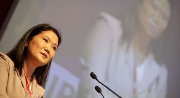 FUJIMORI PROPONE AMPLIAR DETENCIÓN PARA EXPULSIÓN DE MIGRANTES INDOCUMENTADOS