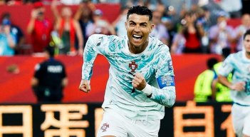 Cristiano Ronaldo, leyenda del fútbol portugués.
