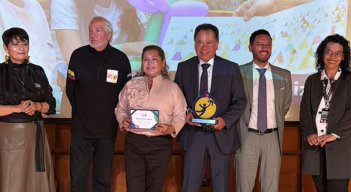 William Villamizar recibe por segunda vez premio nacional por su compromiso con la niñez