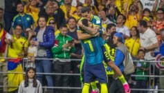 Selección Colombia vs Uzbekistán. Daniel Muñoz y Luis Díaz 17-06-26.