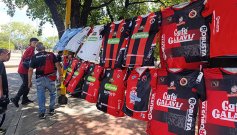 El comercio se mueve cuando el Cúcuta Deportivo tiene partidos con más convocatoria. / Foto: Leonardo Favio Oliveros-La Opinión