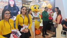 Avimax fue la primera empresa que llevó pollitos de un día desde Colombia a Venezuela por la frontera con Cúcuta, tras su reapertura. / Foto: Leonardo Favio Oliveros-La Opinión