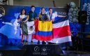 Valeria Moreno (centro) se destacó en el IV Abierto Panamericano de Parkour que se llevó a cabo en El Salvador.